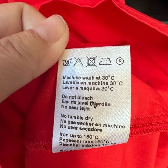 Elegant Red Cut-Out Maxi Dress - Picture 8 of 9